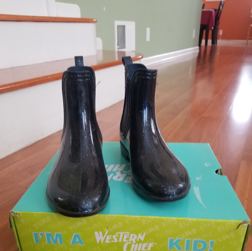 Girls Rain boots - Picture 2 of 5